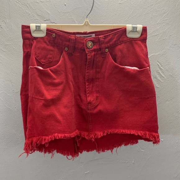 Denis Distressed Mini Skit - Picture 2 of 3